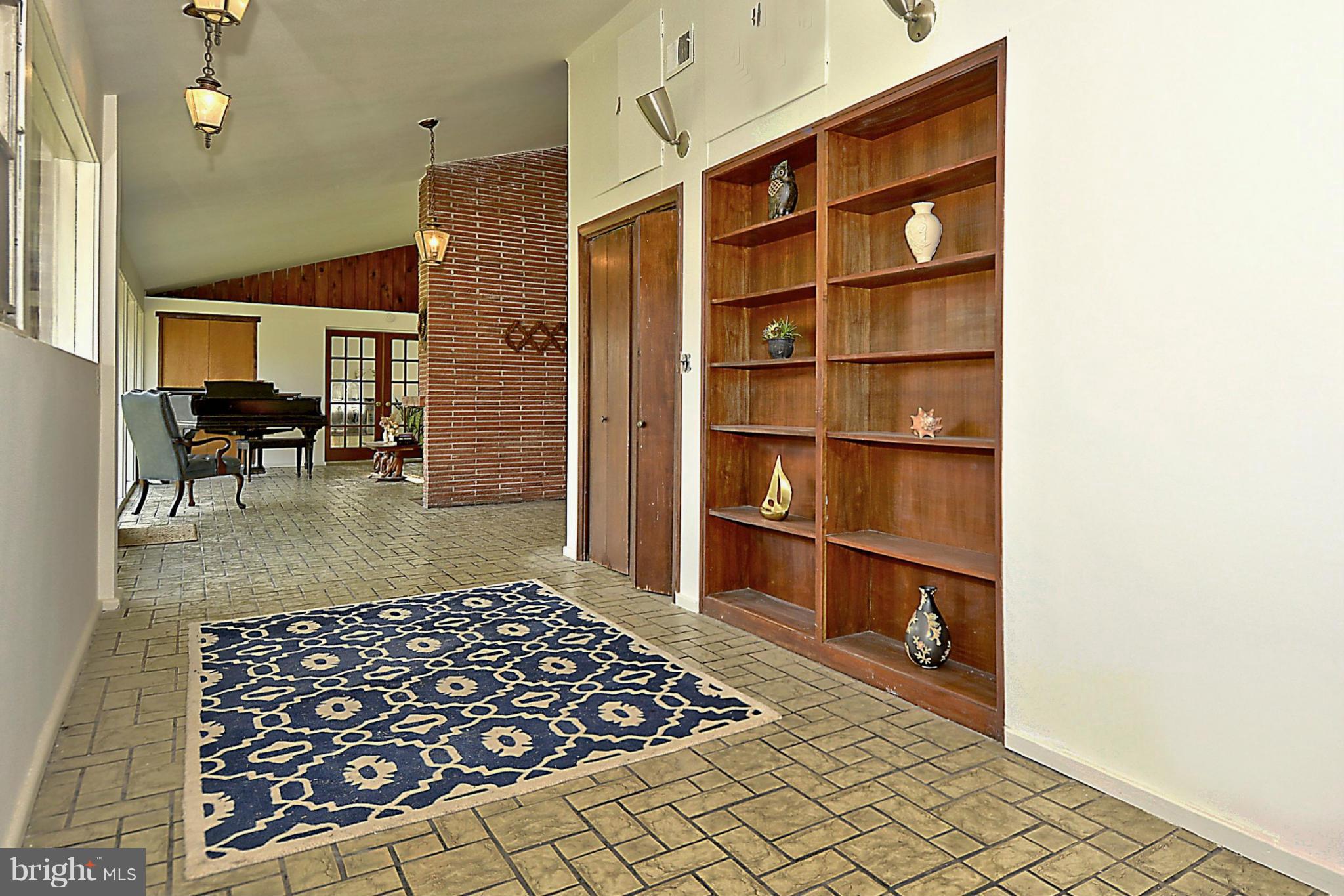 400 Ednor Road Ashton, MD 20861 - Photo 27 of 30 Great Room