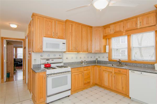 59-61 Rangeley Road, Unit 61 Newton, MA 02465 - Photo 10 of 19