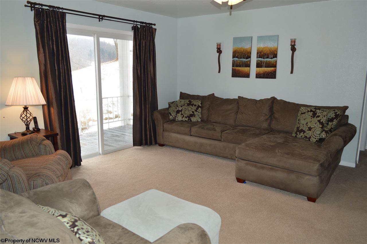 423 Parker Run Road Rivesville, WV 26588 - Photo 14 of 20 Gallery Image 14