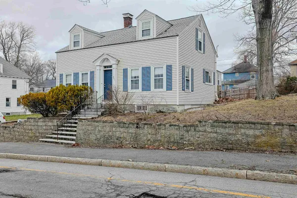 $449,900 | 861 Beech Street, Manchester, NH 03104