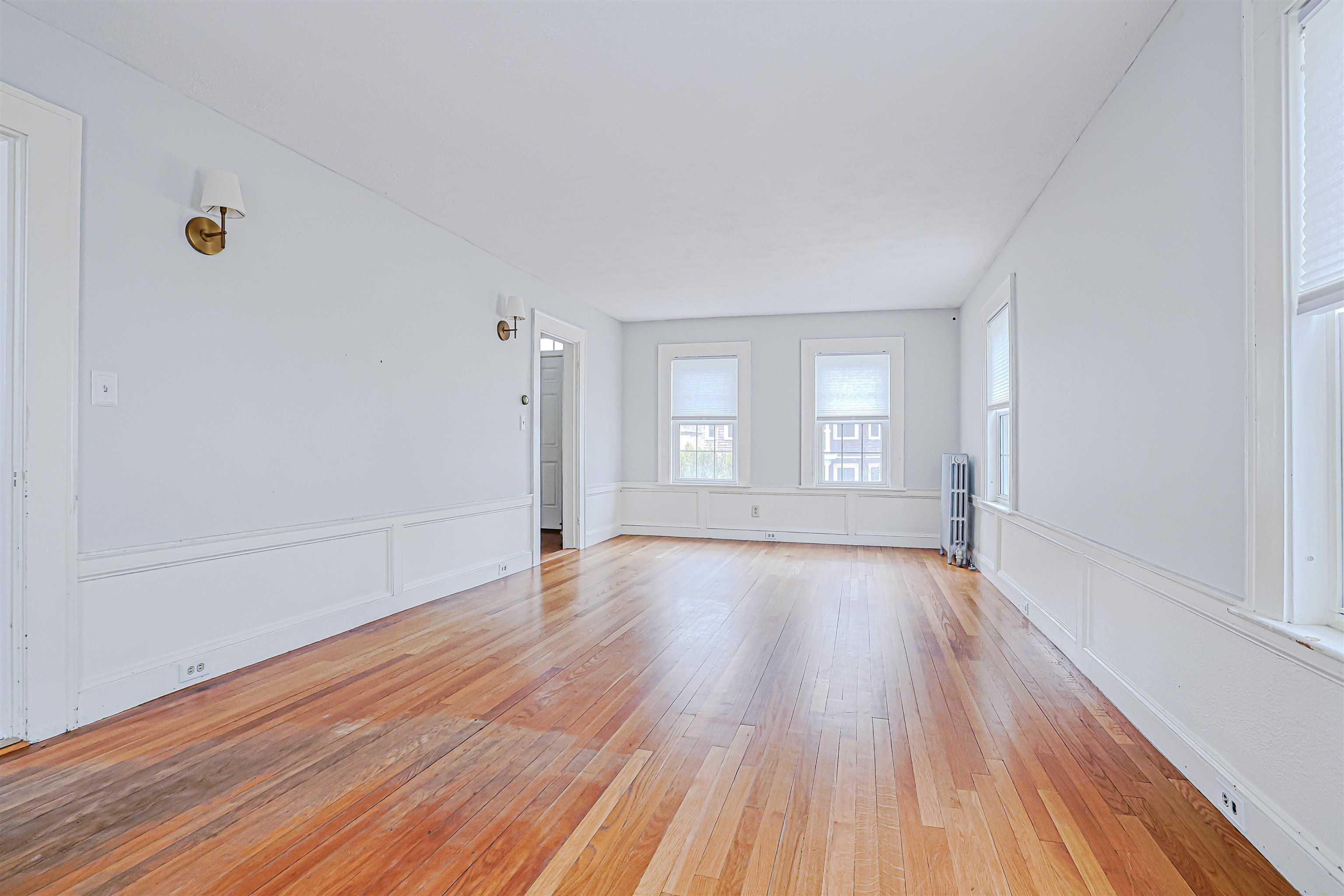 861 Beech Street Manchester, NH 03104 - Photo 11 of 39