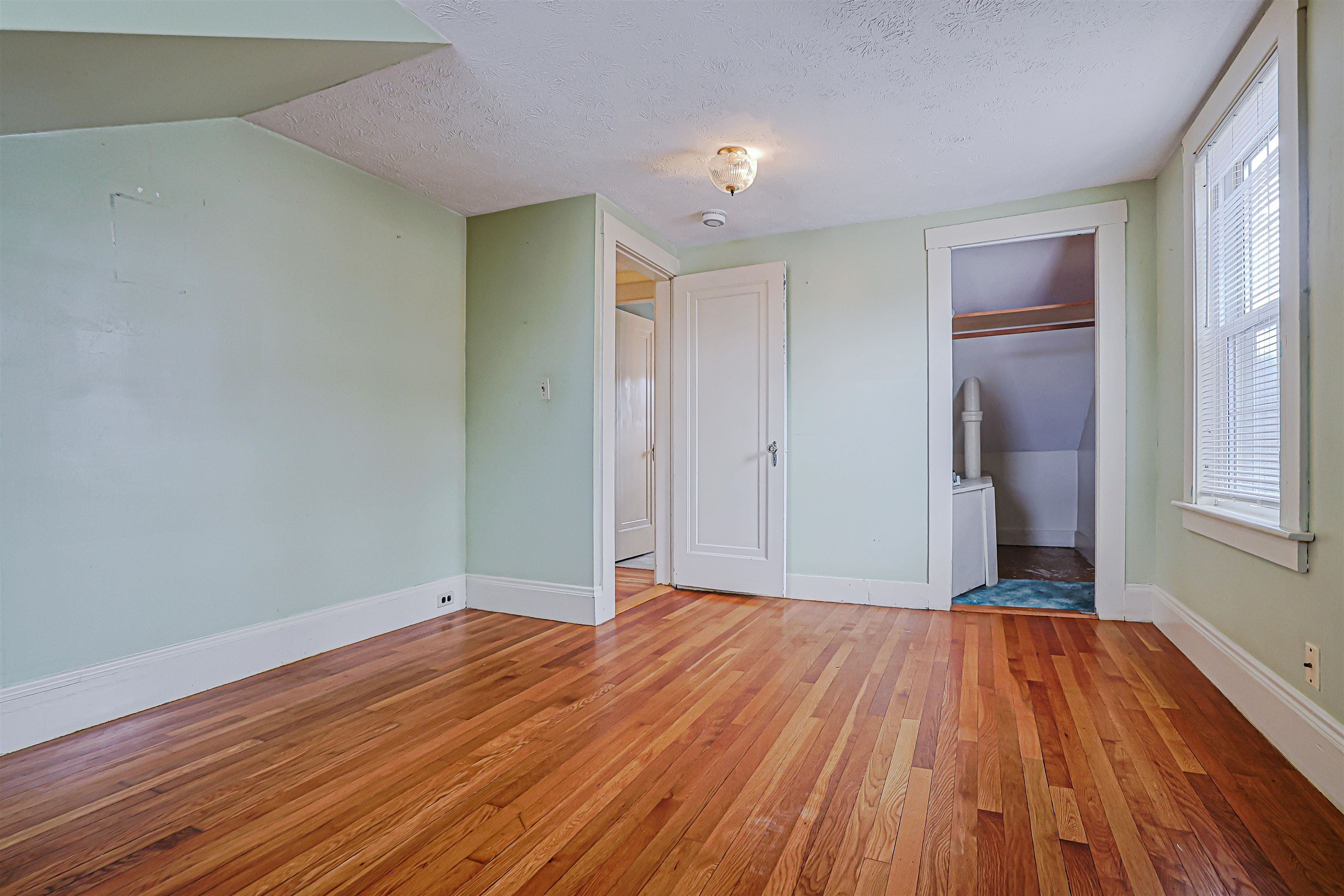 861 Beech Street Manchester, NH 03104 - Photo 20 of 39