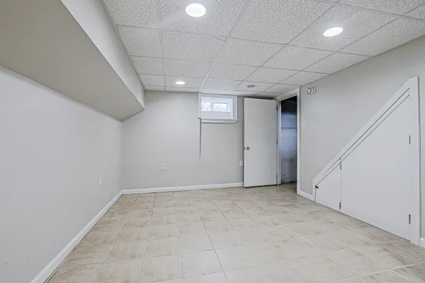 $449,900 | 861 Beech Street, Manchester, NH 03104