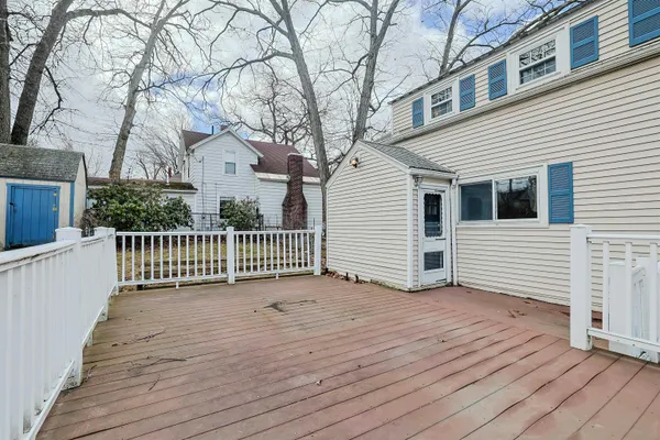$449,900 | 861 Beech Street, Manchester, NH 03104