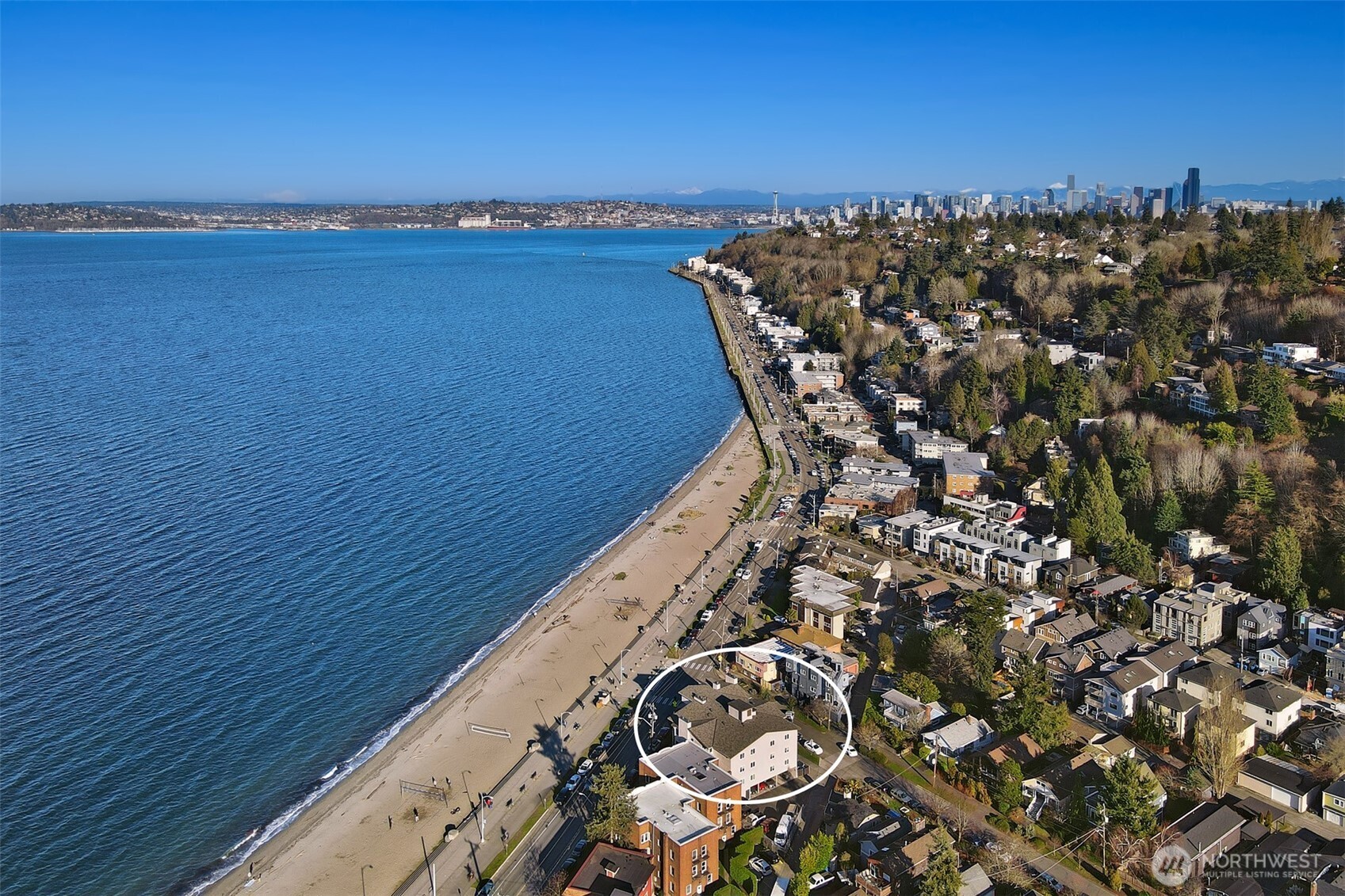 2440 Alki Avenue Southwest Seattle, WA 98116 - Photo 27 of 27 a view of a sky from a balcony