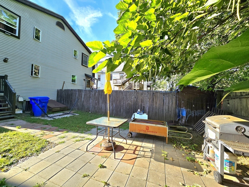 51-53 Lansing Place Springfield, MA 01108 - Photo 31 of 42 Gallery Image 31