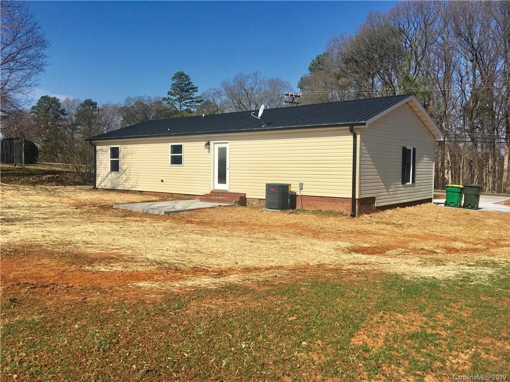 1645 Bringle Ferry Road Salisbury, NC 28146 - Photo 5 of 15 Gallery Image 5