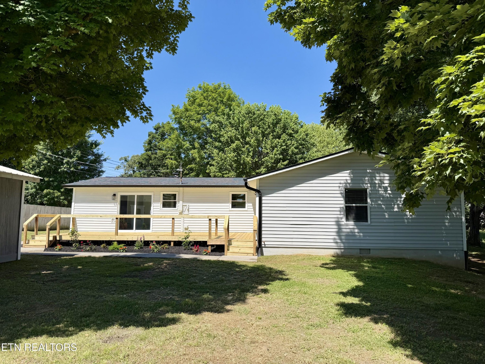 1035 Lakeside Road Madisonville, TN 37354 - Photo 50 of 51 Gallery Image 50