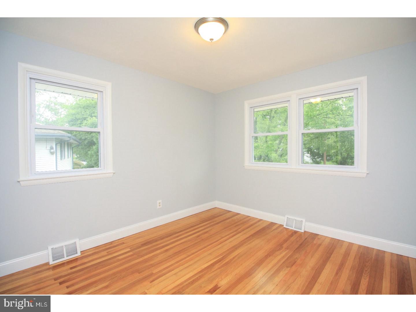512 Hastings Road Cherry Hill, NJ 08034 - Photo 19 of 23 Gallery Image 19