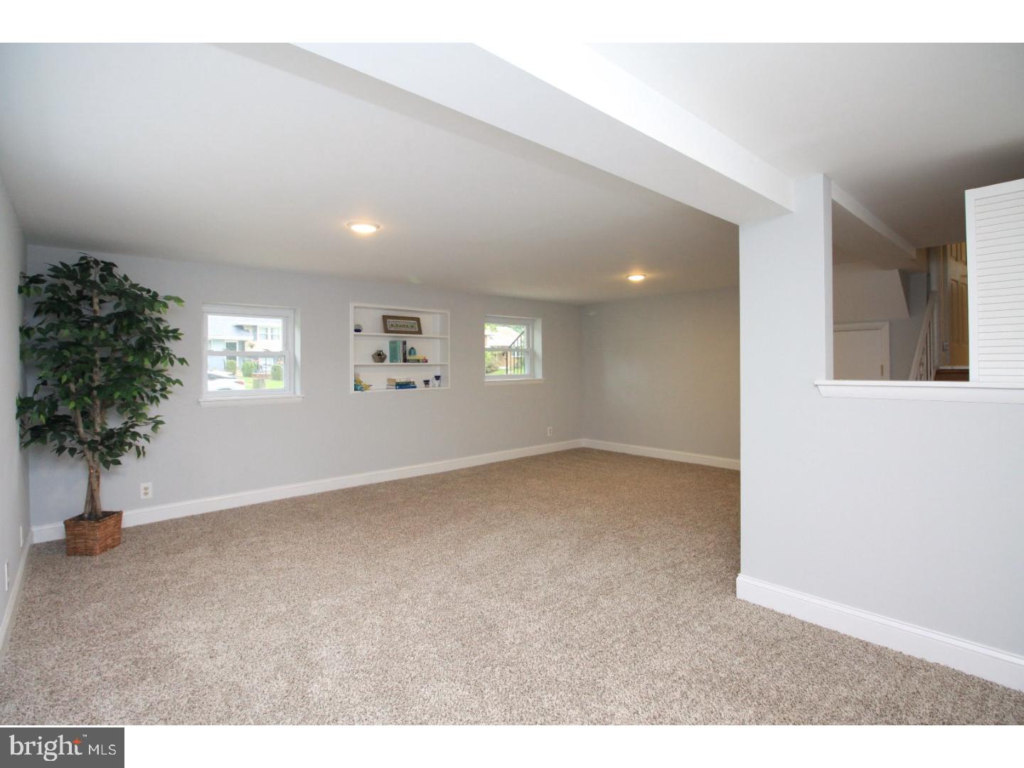 512 Hastings Road Cherry Hill, NJ 08034 - Photo 6 of 23 Gallery Image 6