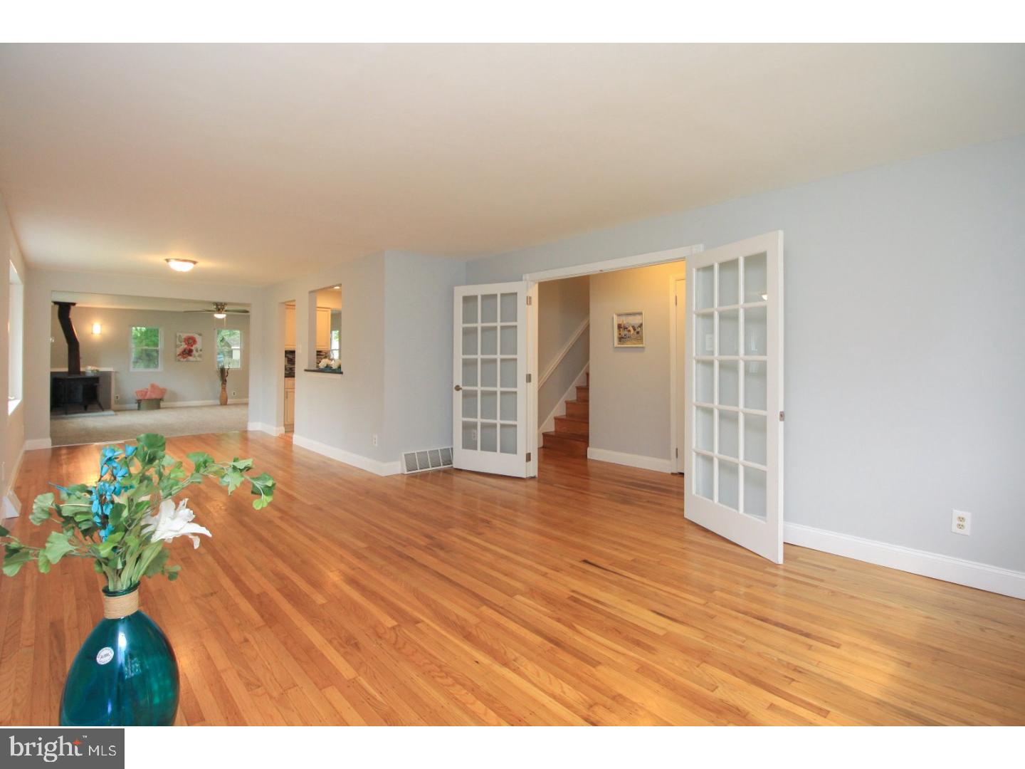 512 Hastings Road Cherry Hill, NJ 08034 - Photo 8 of 23 Gallery Image 8
