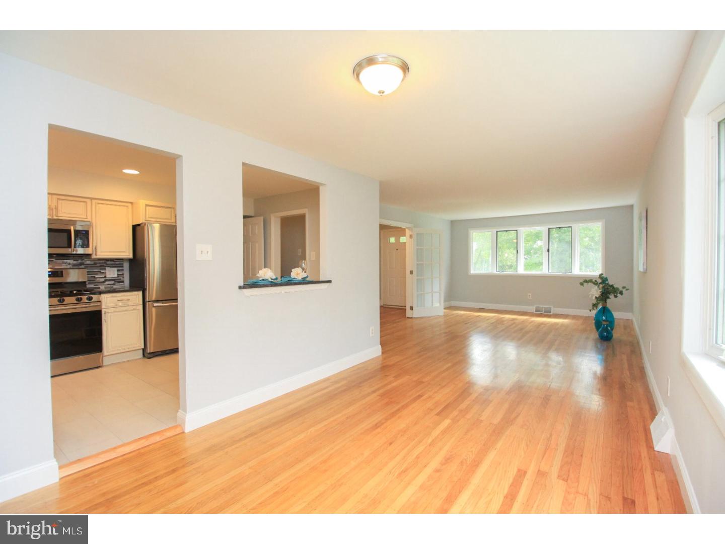 512 Hastings Road Cherry Hill, NJ 08034 - Photo 10 of 23 Gallery Image 10