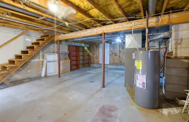 a view of an entryway with a room