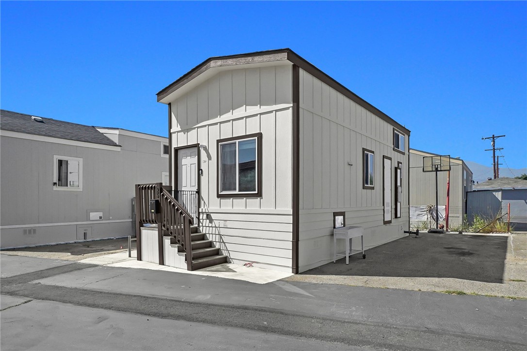 4849 Peck Road, Unit 25 El Monte, CA 91732 - Photo 3 of 33