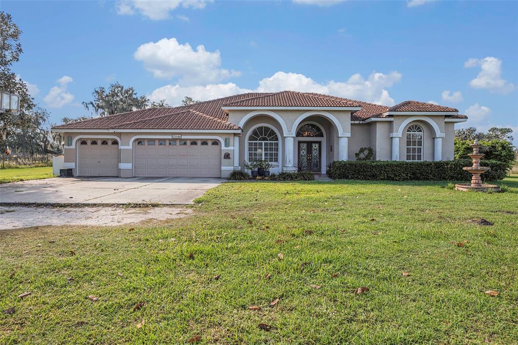 331 Lewis Road Lithia, FL 33547 - Photo 3 of 87 Gallery Image 3
