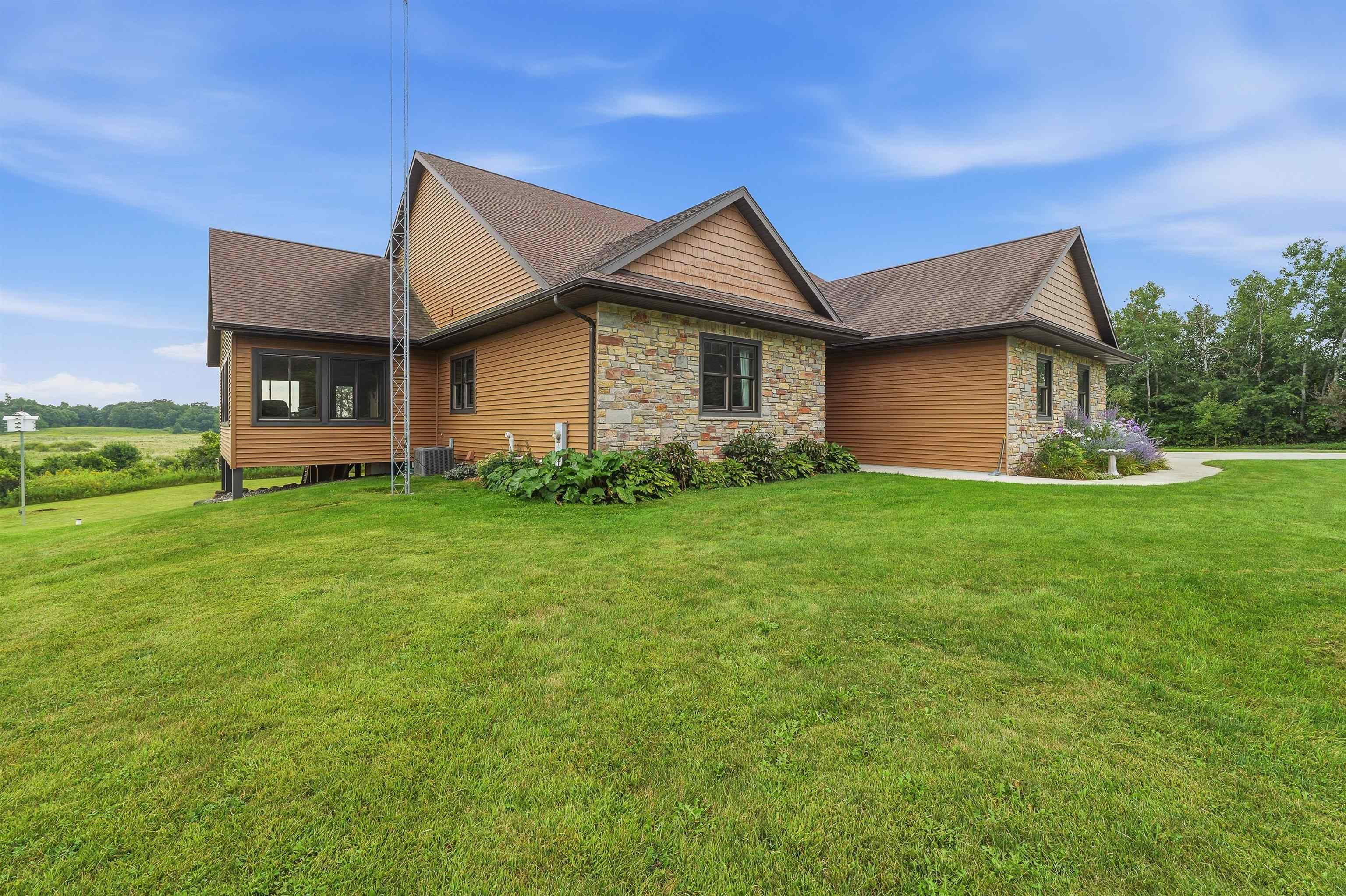 W6068 Neitzel Road Waupun, WI 53963 - Photo 3 of 65 Gallery Image 3