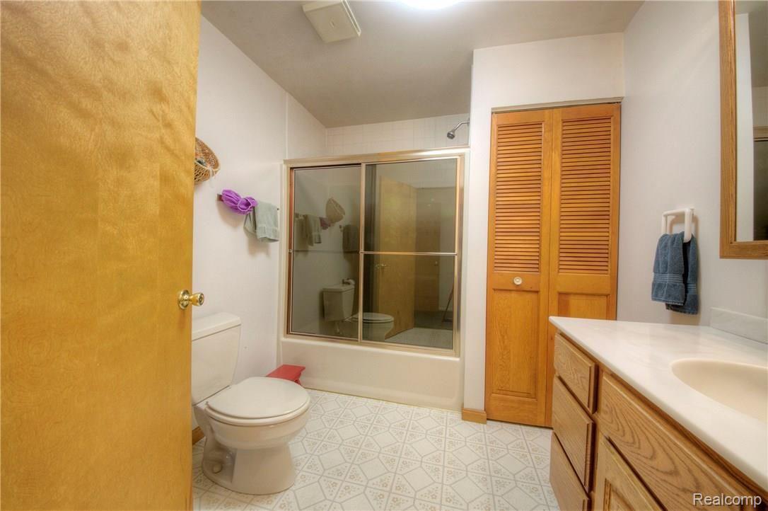 7240 Washburn Road Goodrich, MI 48438 - Photo 33 of 53 930A6489_90_91.jpg