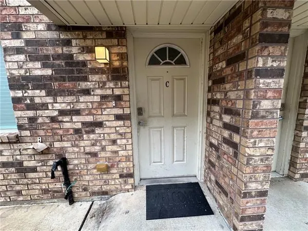 $1,200 | 3209 Golden Drive, Unit C, Chalmette, LA 70043