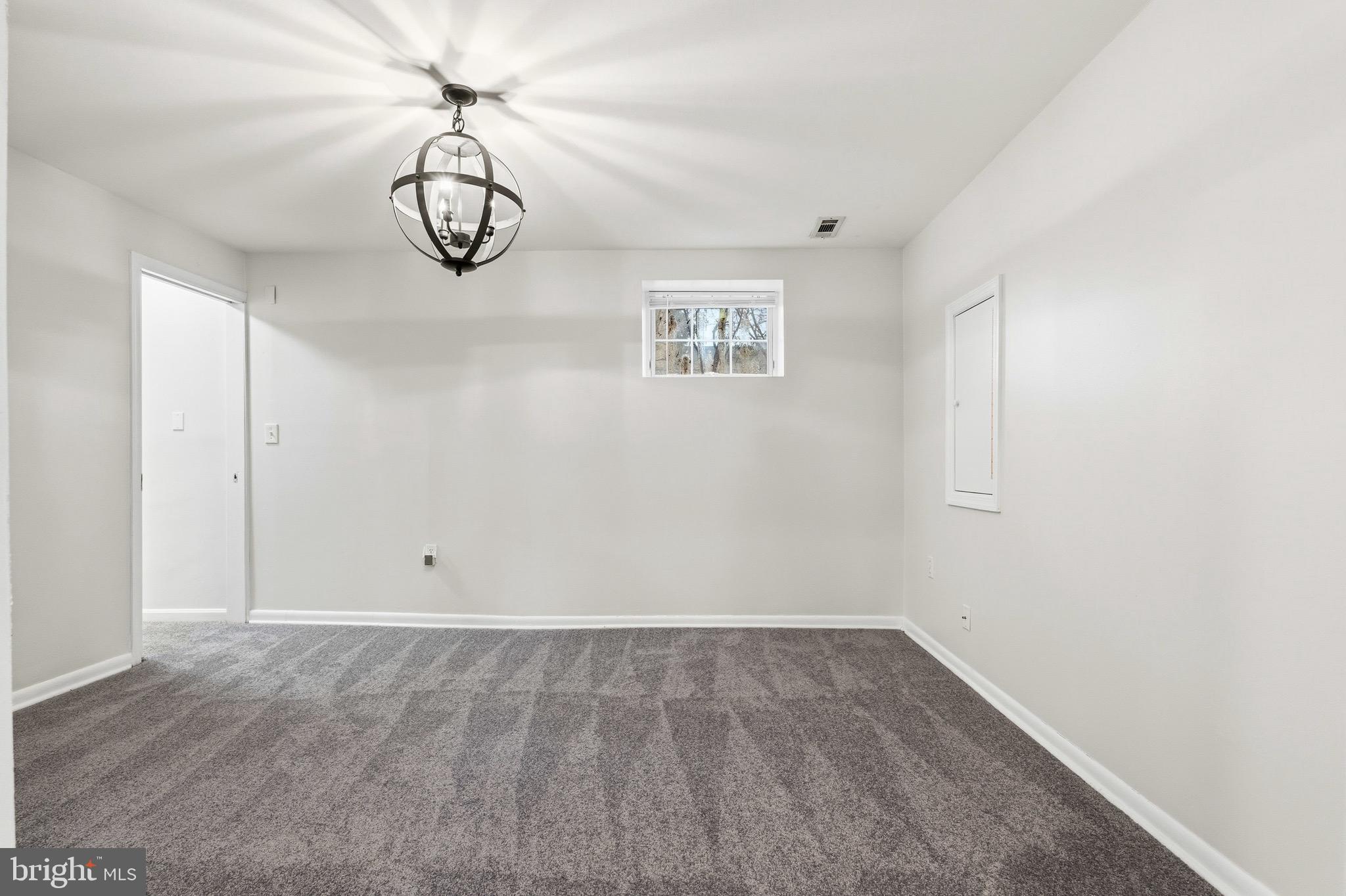 9813 Cottrell Terrace Silver Spring, MD 20903 - Photo 10 of 19