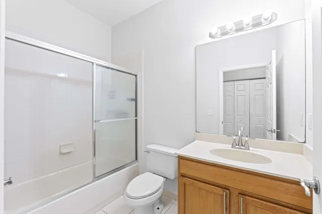 $2,400 | 1002 Pipers Cay Drive, West Palm Beach, FL 33415