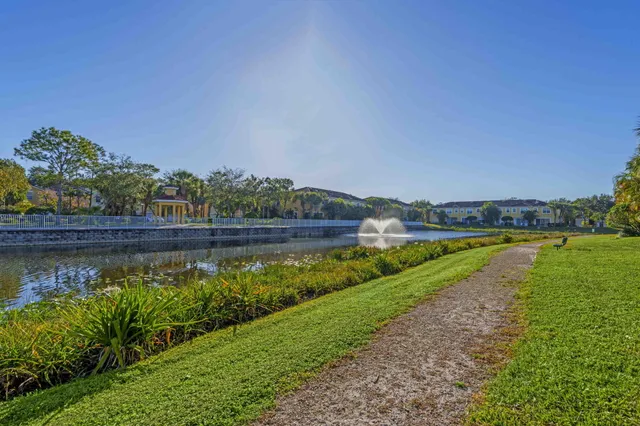 $2,400 | 1002 Pipers Cay Drive, West Palm Beach, FL 33415