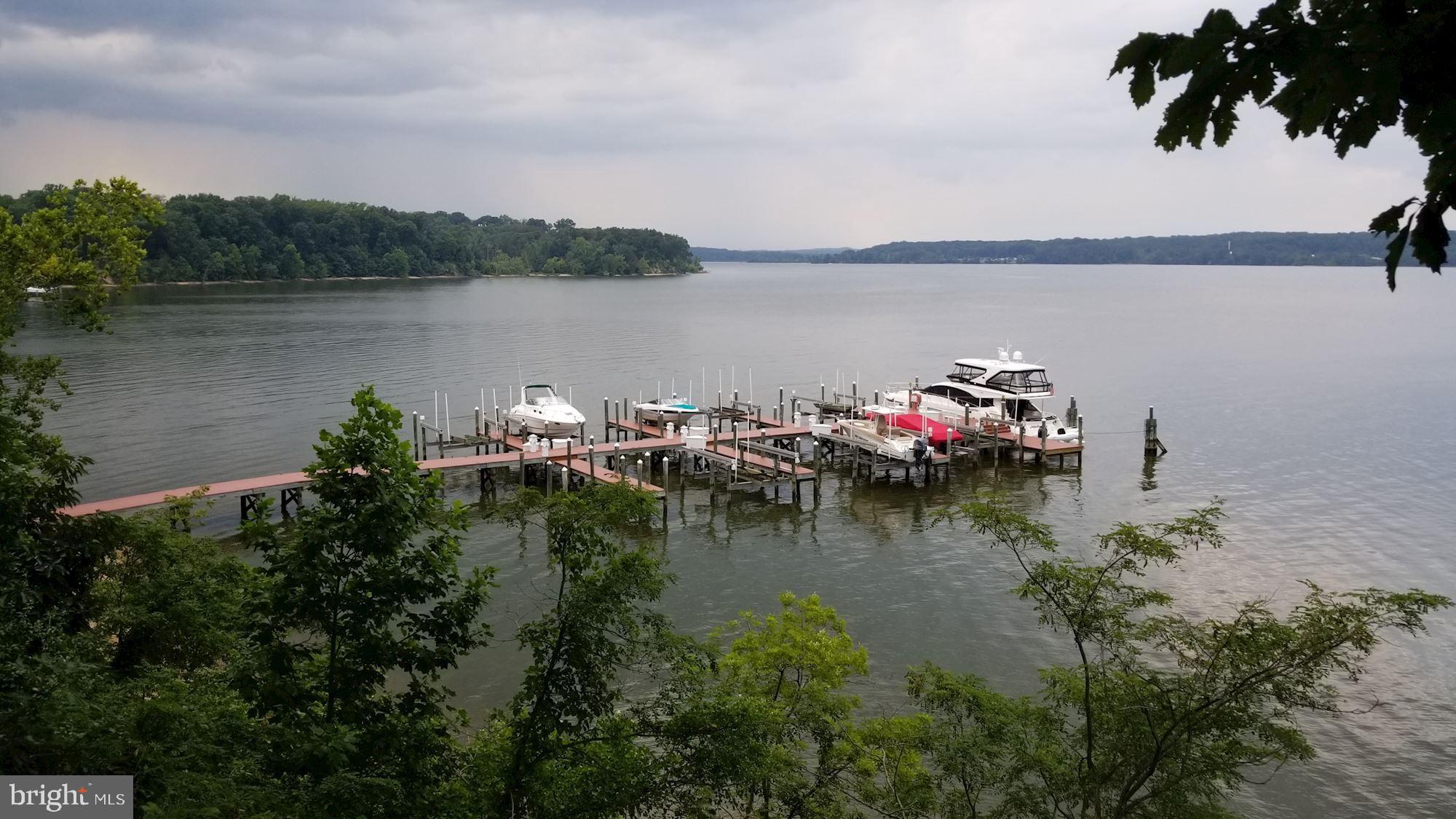 11203 Gunston Road Lorton, VA 22079 - Photo 58 of 61 Boat Slip with Boat Lift