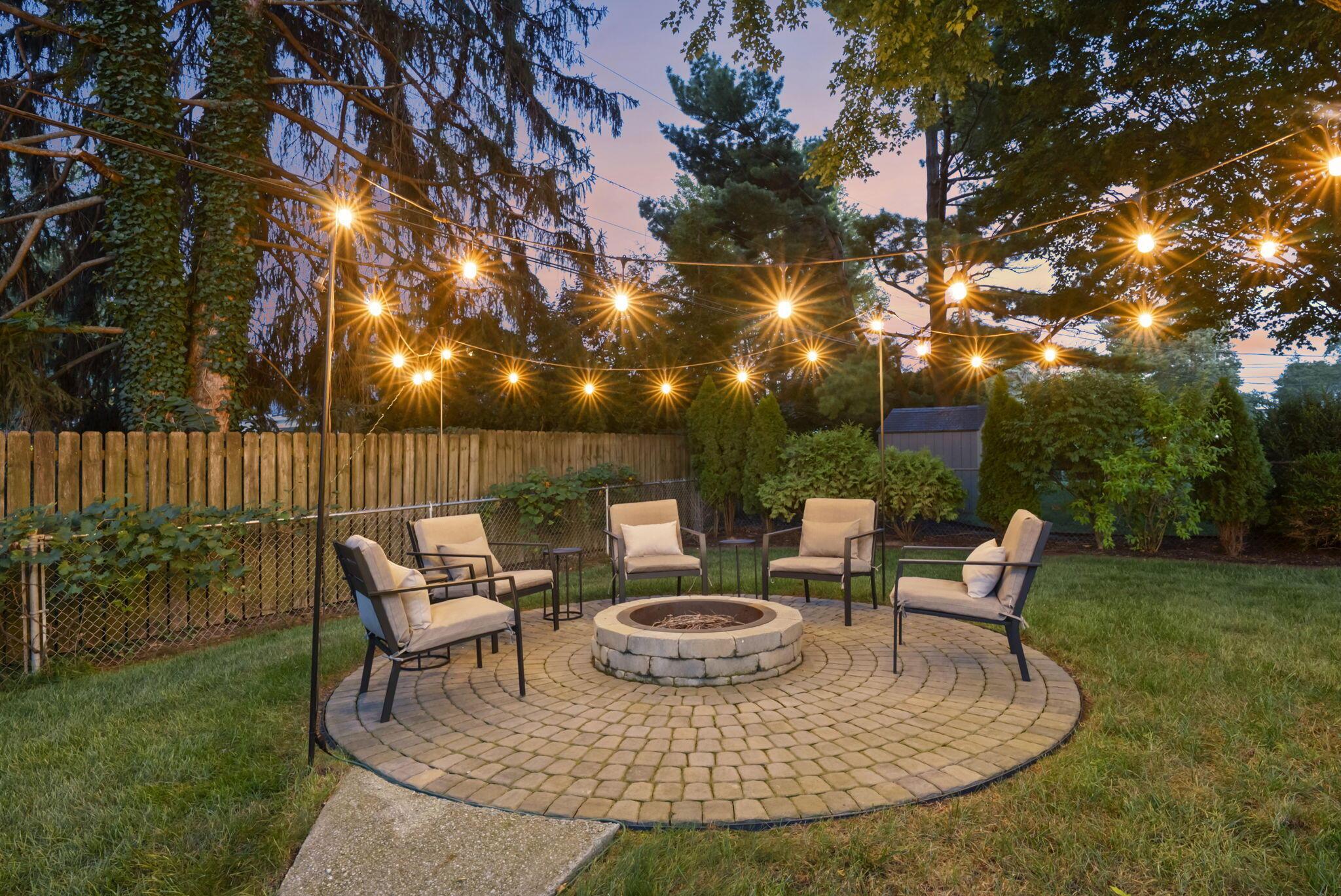 3170 Brandon Road Upper Arlington, OH 43221 - Photo 91 of 104 enjoy the lights