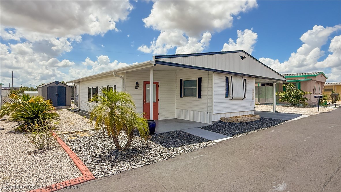 30498 Tiger Tail Road Sebring, FL 33870 - Photo 2 of 32 Gallery Image 2