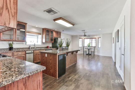 411 North Wildflower Street Ridgecrest, CA 93555 - Photo 2 of 35