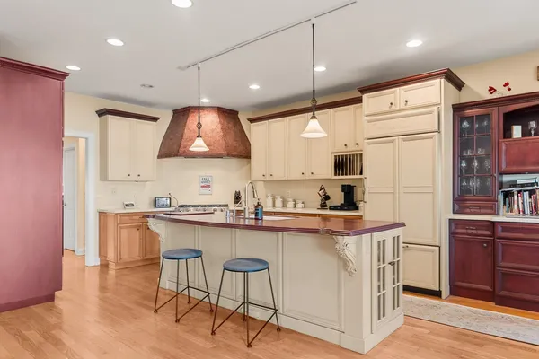 $749,900 | 2601 North 3653rd Road, Sheridan, IL 60551