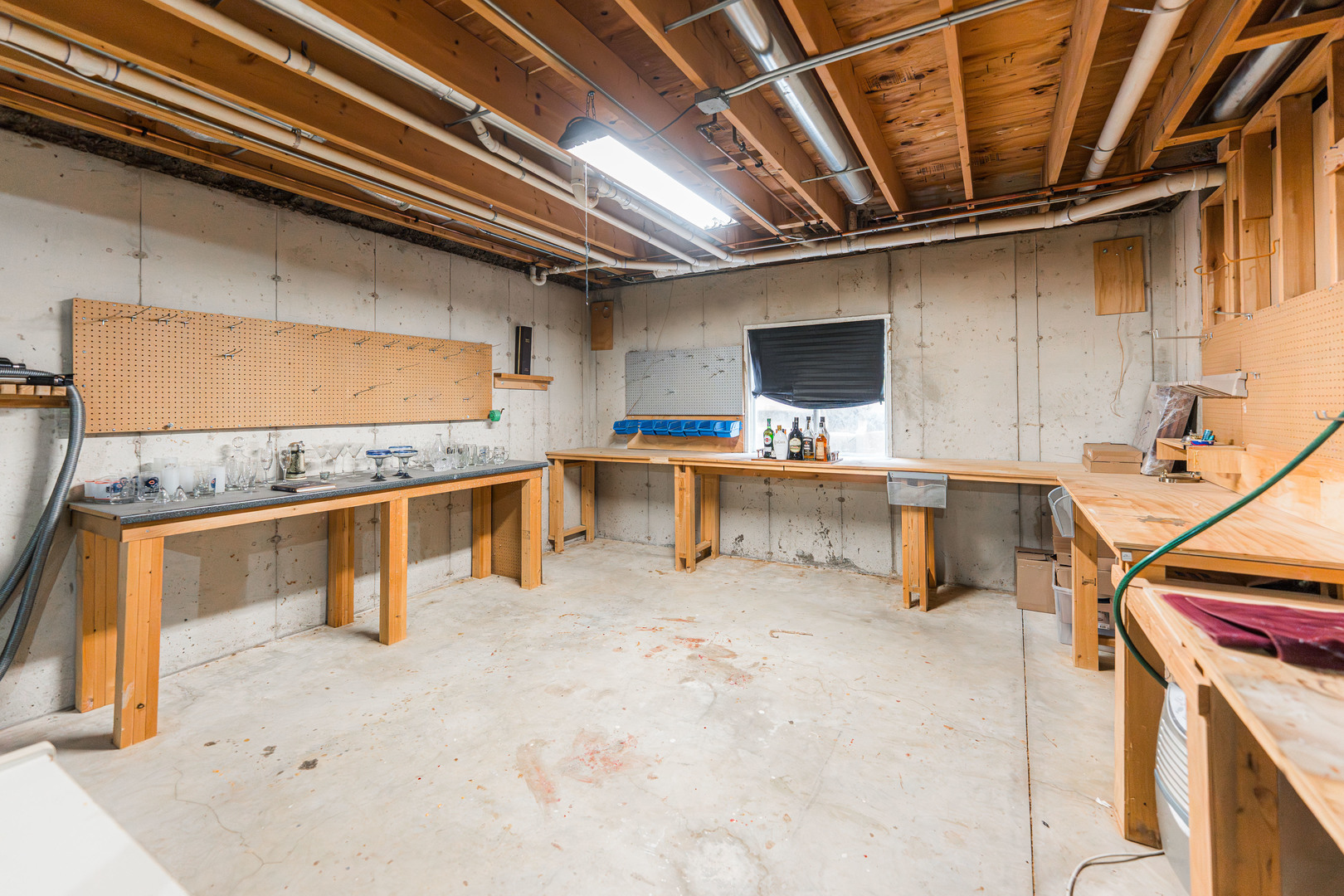 2601 North 3653rd Road Sheridan, IL 60551 - Photo 40 of 85 a view of a kitchen with appliances
