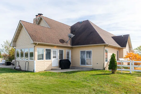 $749,900 | 2601 North 3653rd Road, Sheridan, IL 60551