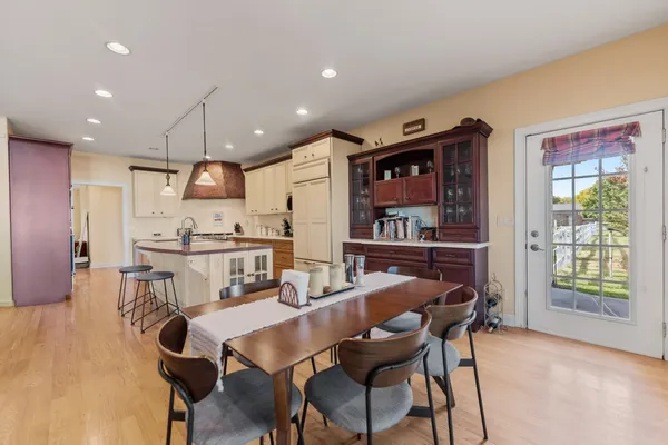 $749,900 | 2601 North 3653rd Road, Sheridan, IL 60551