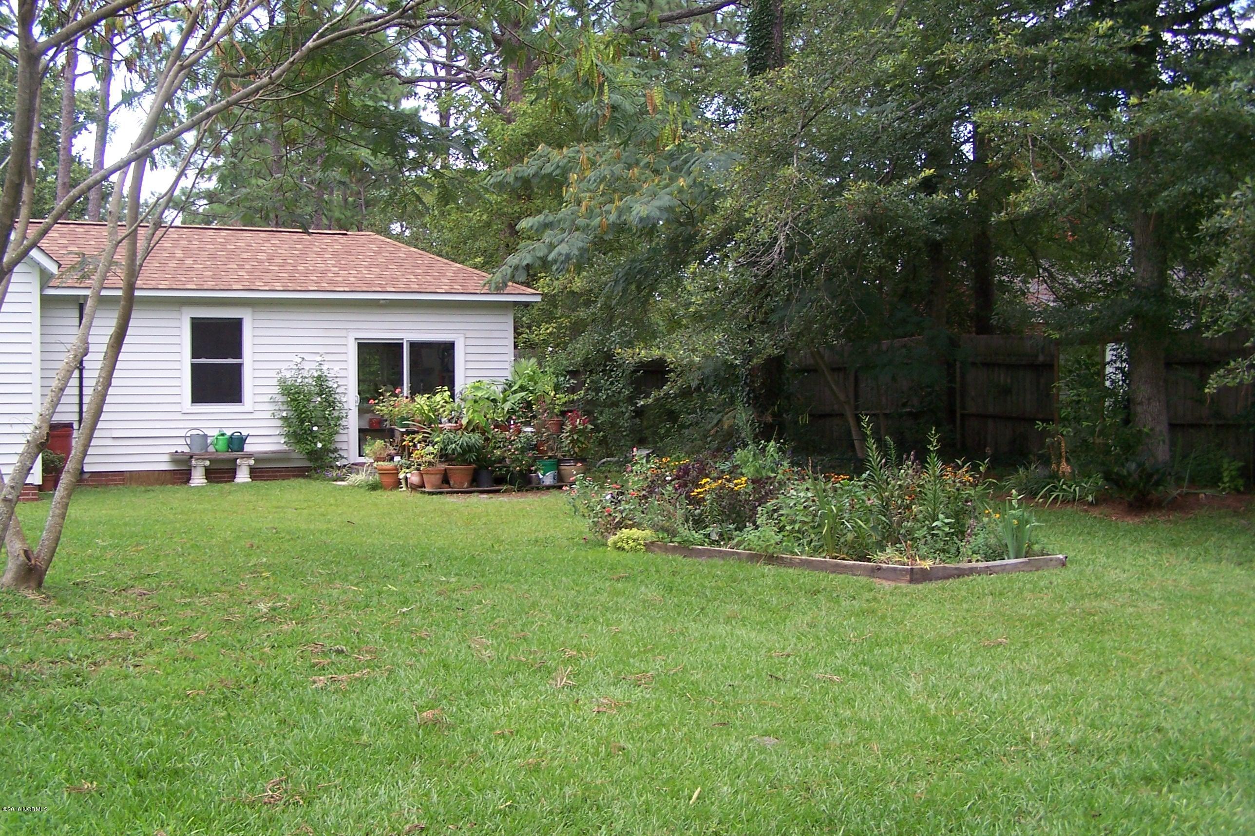 407 Sandy Point Road New Bern, NC 28560 - Photo 20 of 22 100_4924
