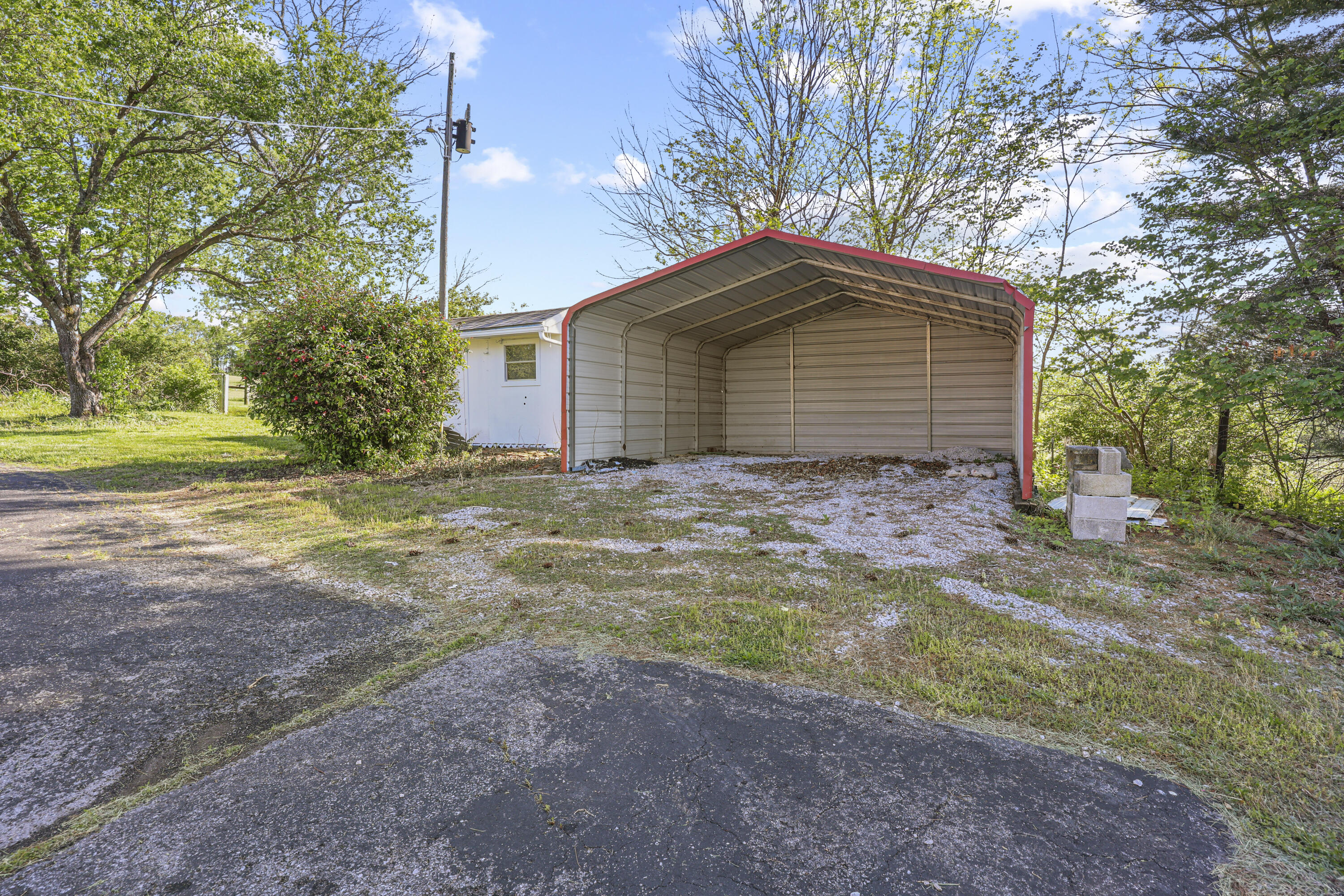 210 Bunker Hill Road Paris, KY 40361 - Photo 6 of 30 139A1770