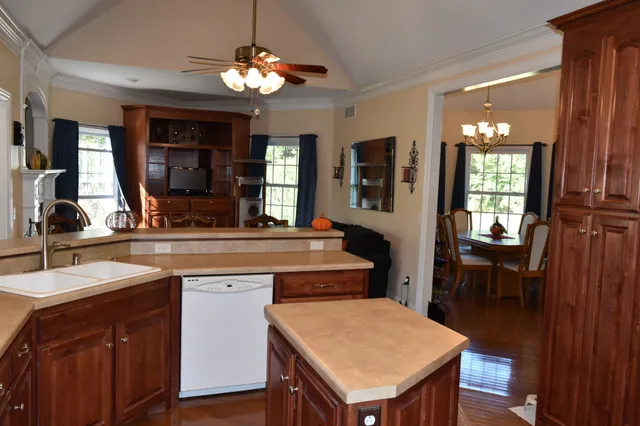 $650,000 | 2828 Bains Road, Hillsboro, TN 37342