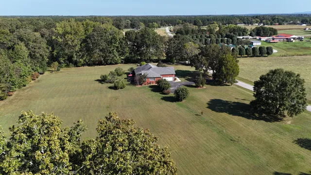 $650,000 | 2828 Bains Road, Hillsboro, TN 37342