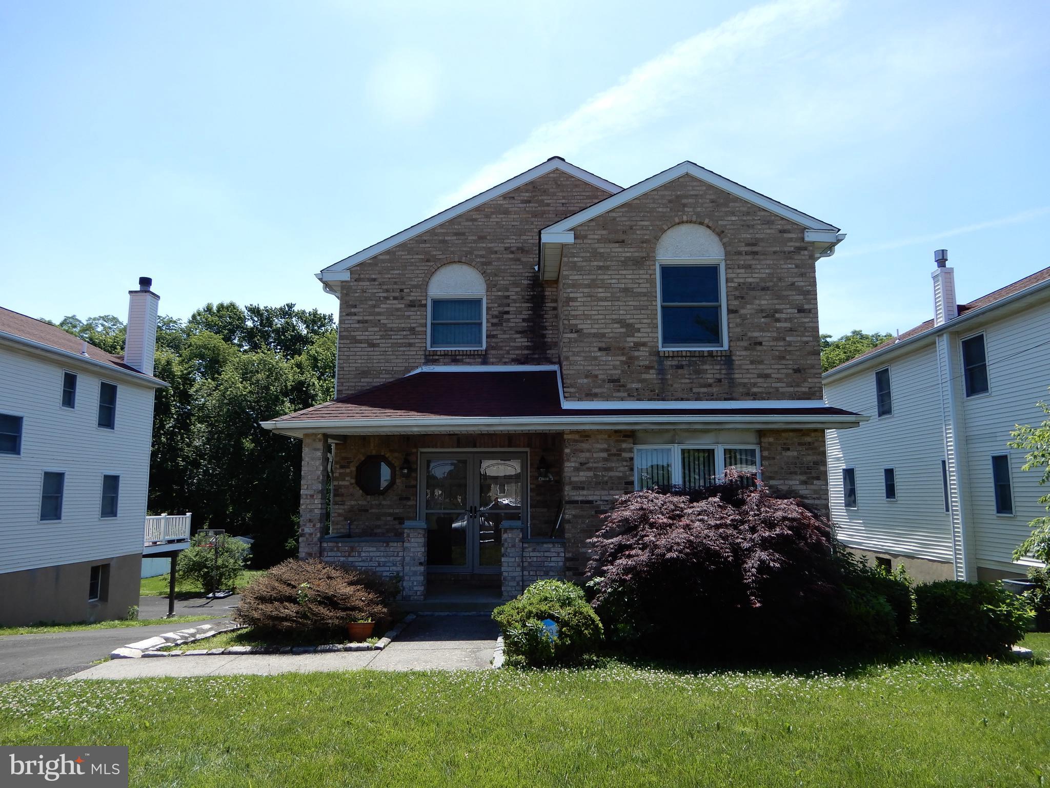 9755 Krewstown Road Philadelphia, PA 19115 - Photo 2 of 32 Gallery Image 2