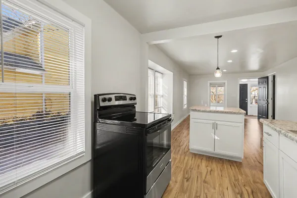 $129,900 | 620 Charlotte Avenue, Kalamazoo, MI 49048