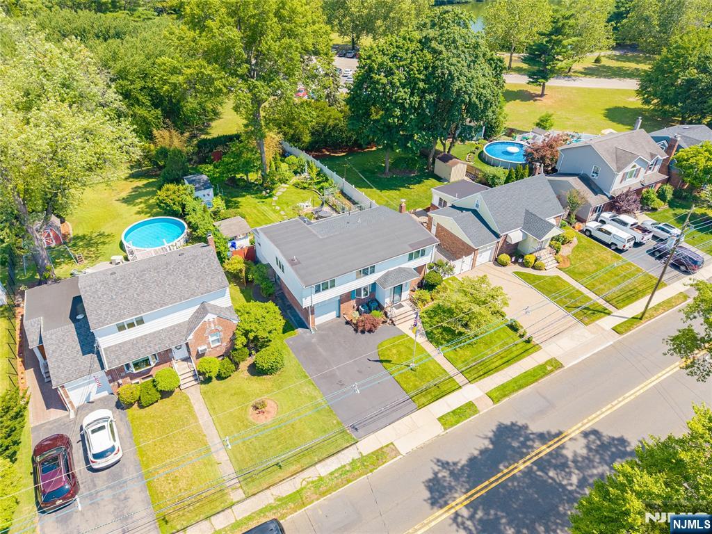 804 Saddle River Road Saddle Brook, NJ 07663 - Photo 33 of 37