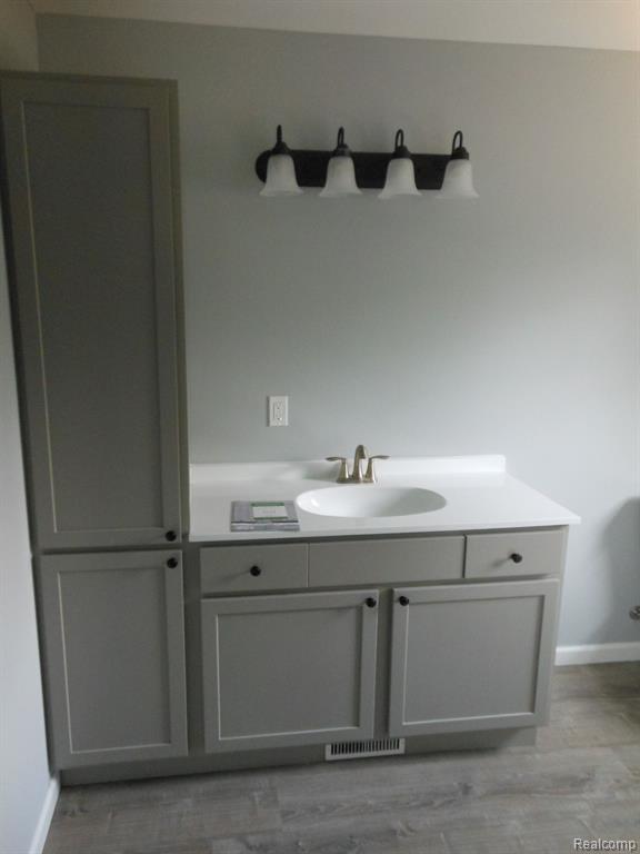 4460 Wall Road Port Huron, MI 48060 - Photo 14 of 18