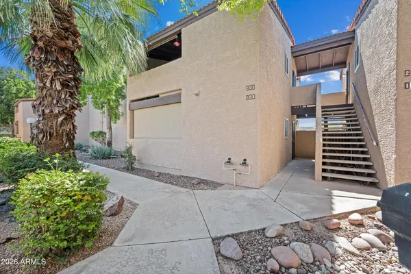 $1,350 | 5146 East Oak Street, Unit 204, Phoenix, AZ 85008