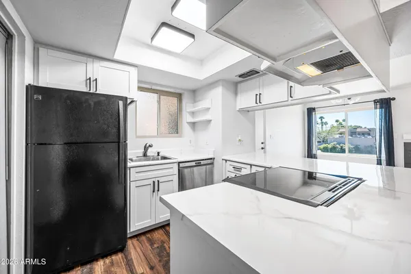 $1,350 | 5146 East Oak Street, Unit 204, Phoenix, AZ 85008