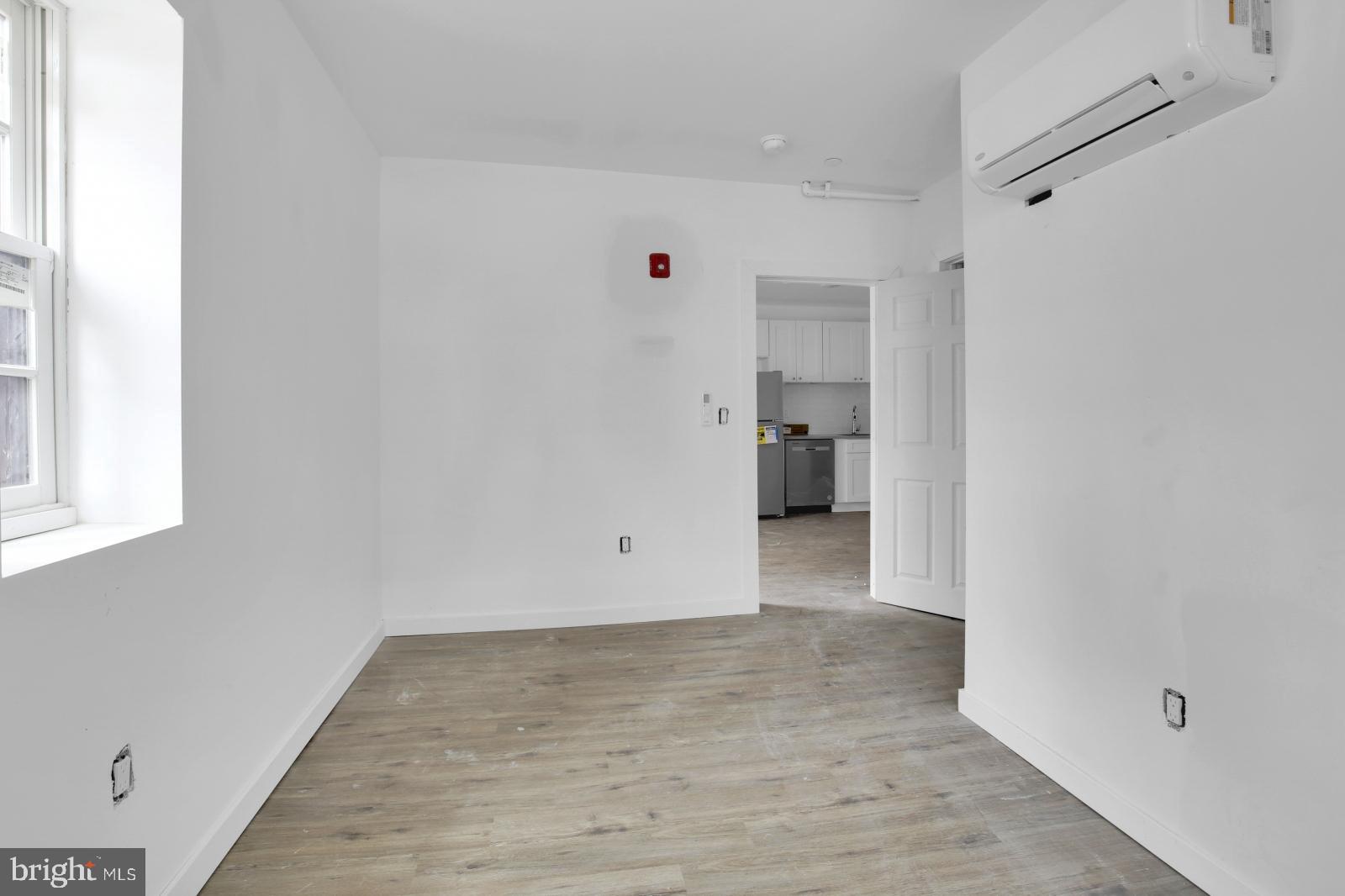 7037 Ridge Avenue, Unit 1B Philadelphia, PA 19128 - Photo 7 of 10
