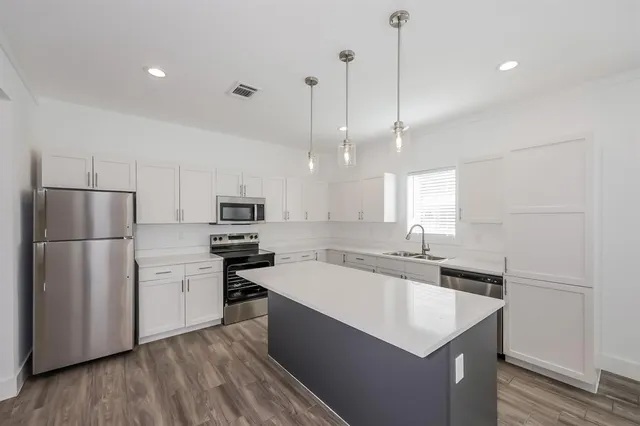 $2,150 | 1605 Daniel Drive, Arlington, TX 76010