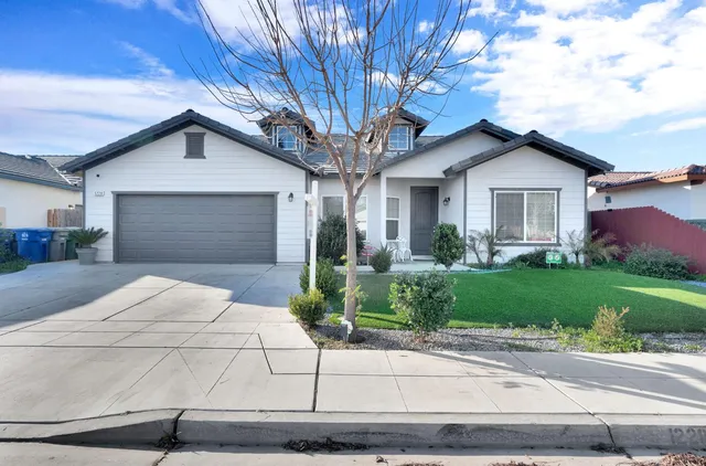 $480,000 | 1228 Monterey Street, Madera, CA 93637