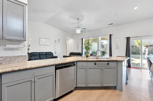 $480,000 | 1228 Monterey Street, Madera, CA 93637