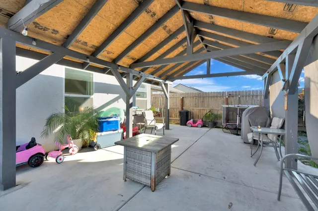 $480,000 | 1228 Monterey Street, Madera, CA 93637