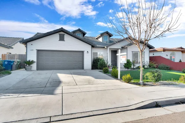 $480,000 | 1228 Monterey Street, Madera, CA 93637