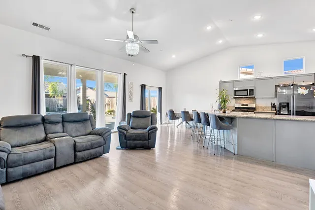 $480,000 | 1228 Monterey Street, Madera, CA 93637